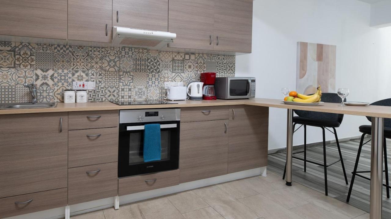 Beautiful Apartment In Harbour Paphos, Central & Close To Beach المظهر الخارجي الصورة